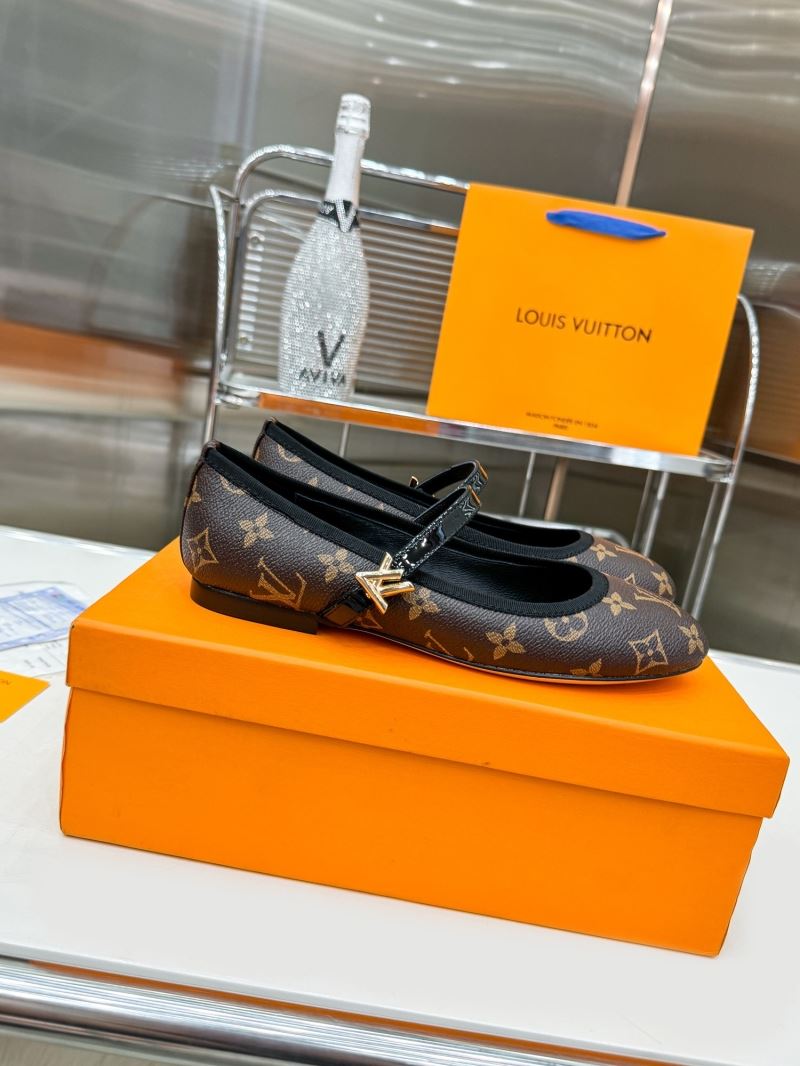 Louis Vuitton Flat Shoes